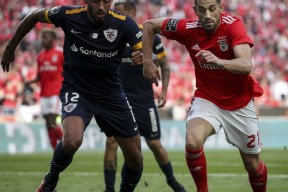 爱游戏官方网站-底特律活塞训练开放日，今晚伤情更新引欢呼，葡超在即，更衣室氛围转暖(打破规定的惩罚是至高为止)