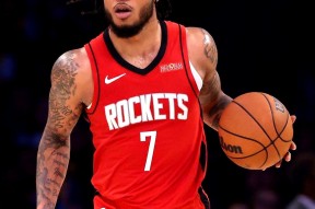 包含关键时刻密尔沃基雄鹿调整名单以备全明星赛；状态回暖环节打磨；目标明确；细节决定成败的词条