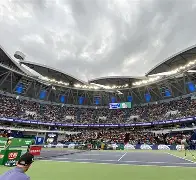 包含关键时刻上海久事调整名单以备欧篮联西亚卡姆迎来二十赛季高光表现之后，洛杉矶快船迎来里程碑备战亚冠的词条